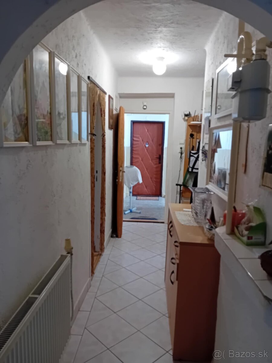 Predám 2 -izbový byt v Čiernej naD Tisou - 2