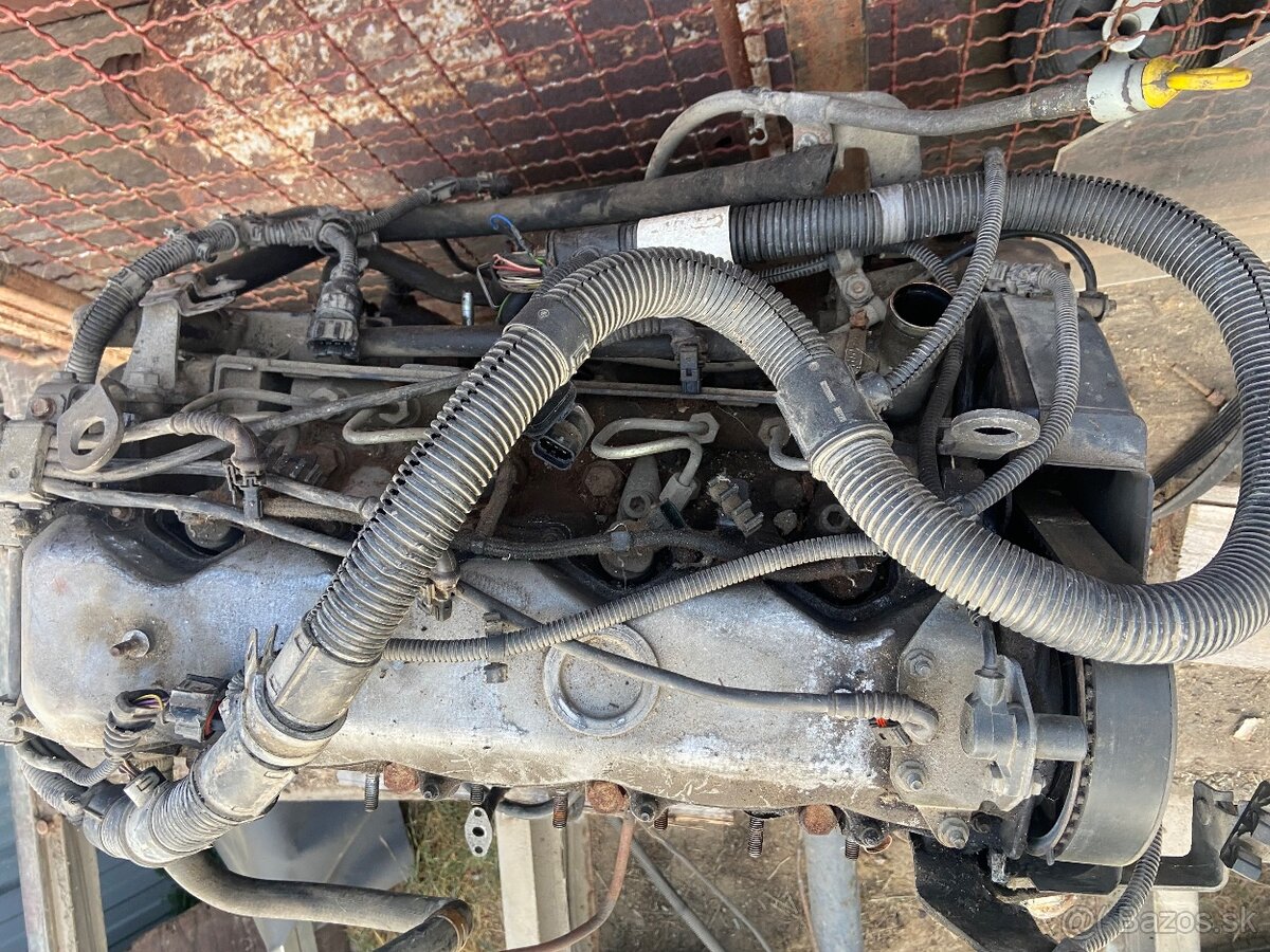 Motor Renault Mascott 2,8 tdi 107kw - 2