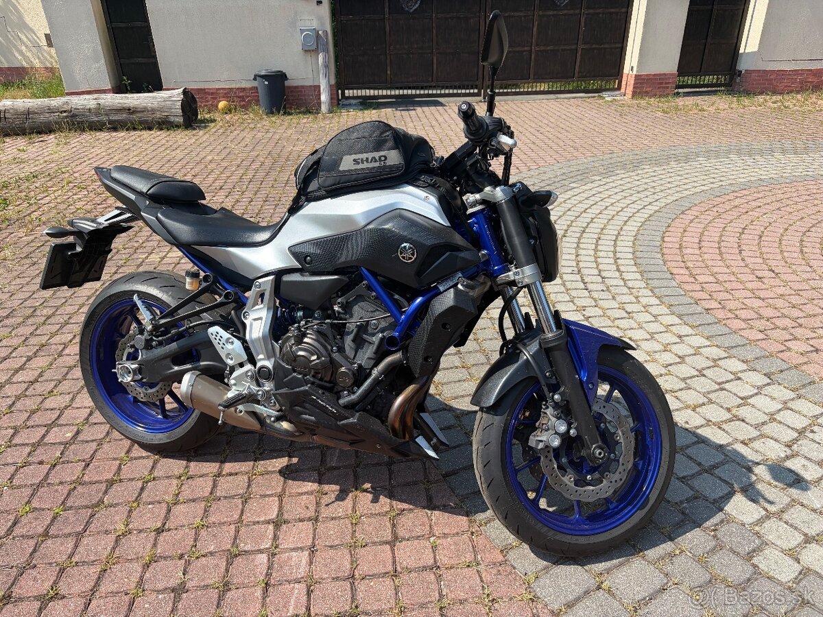 Yamaha MT07 - 2