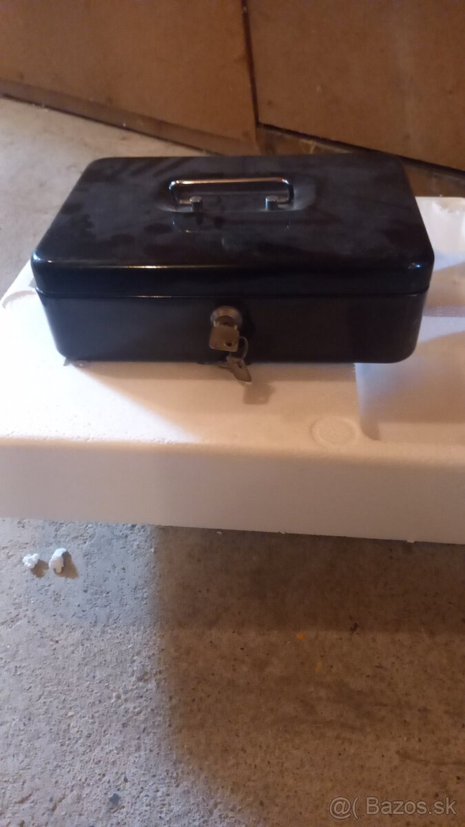 Pokladňa svietnik. - 2