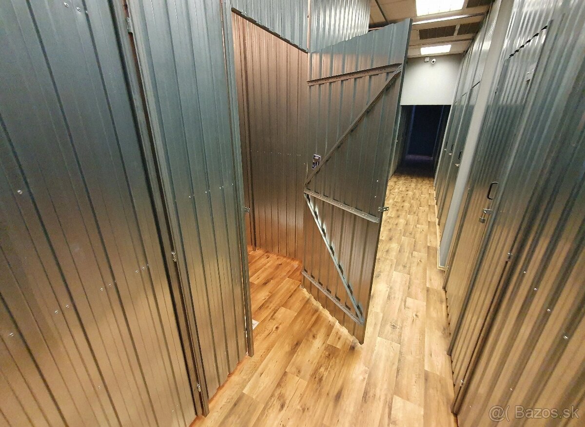 Malý Interný Sklad H44 (2,5 m²) na prenájom (Petržalka, Holí - 2