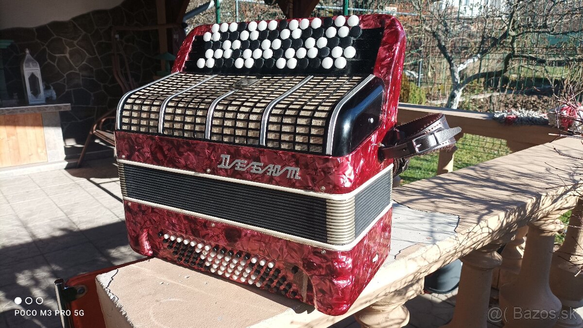 Harmonika-Chromatika-Akordeón.DEBJUT. - 2