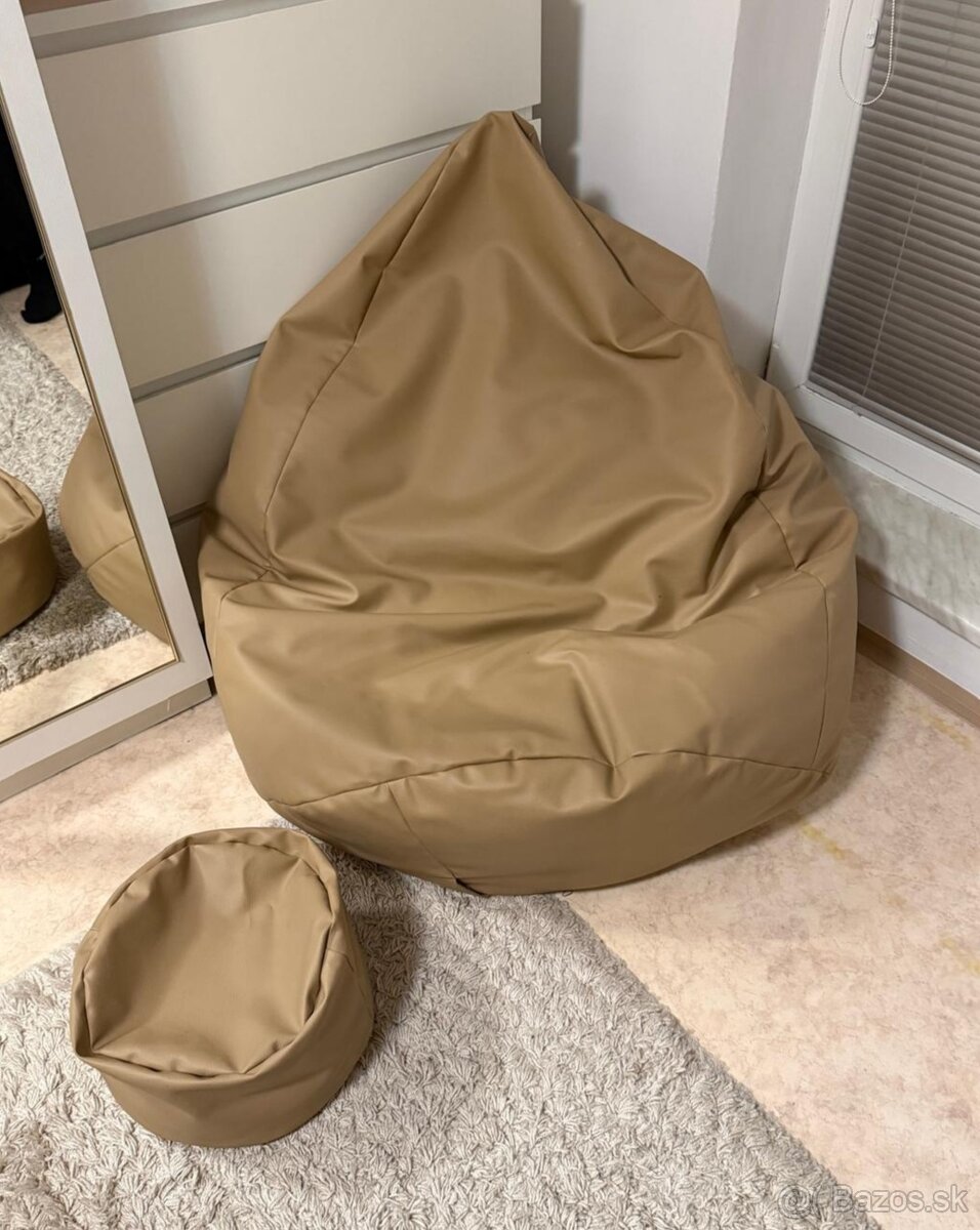 Predám sedací vak z ekokože s podnožkou - 2