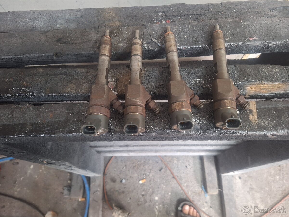 Vstreky Renault Suzuki 0445110328 - 2