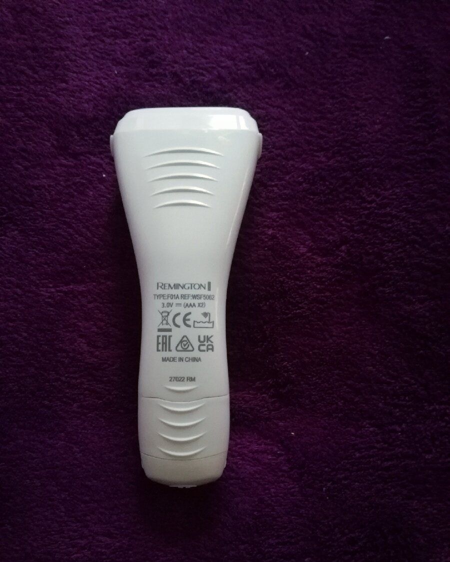 REMINGTON dámsky holiaci strojček (NOVÝ - 2