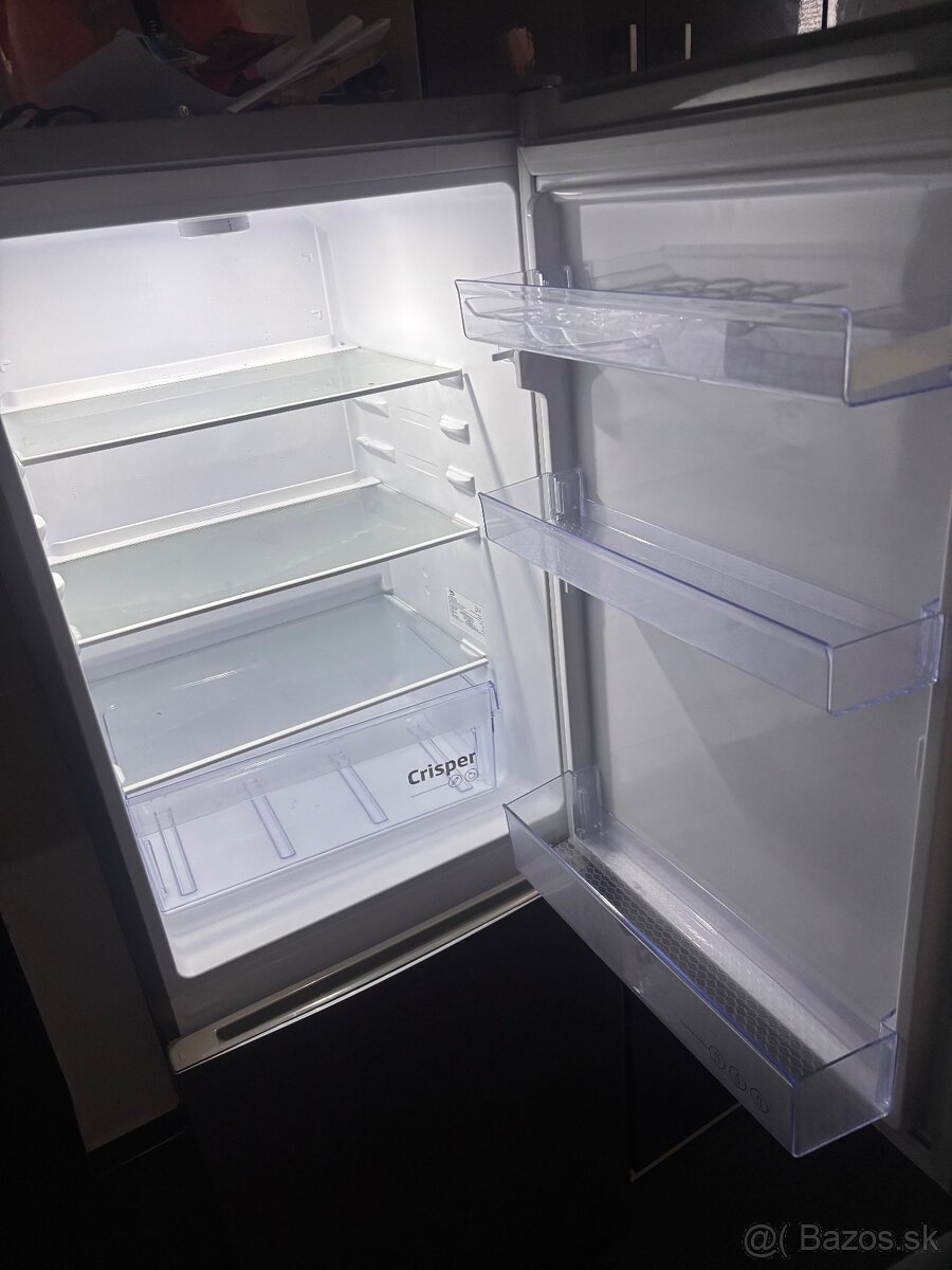 Chladnička s mrazničkou BEKO - 2