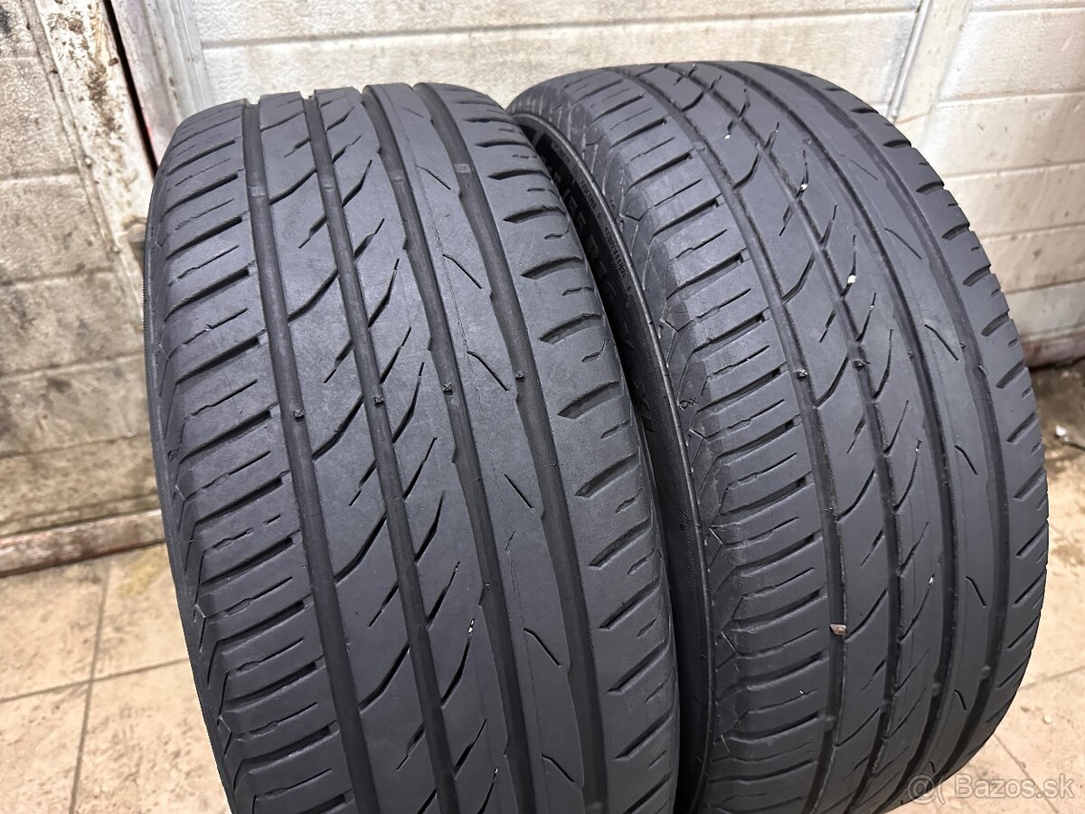 215/55R16 - 2