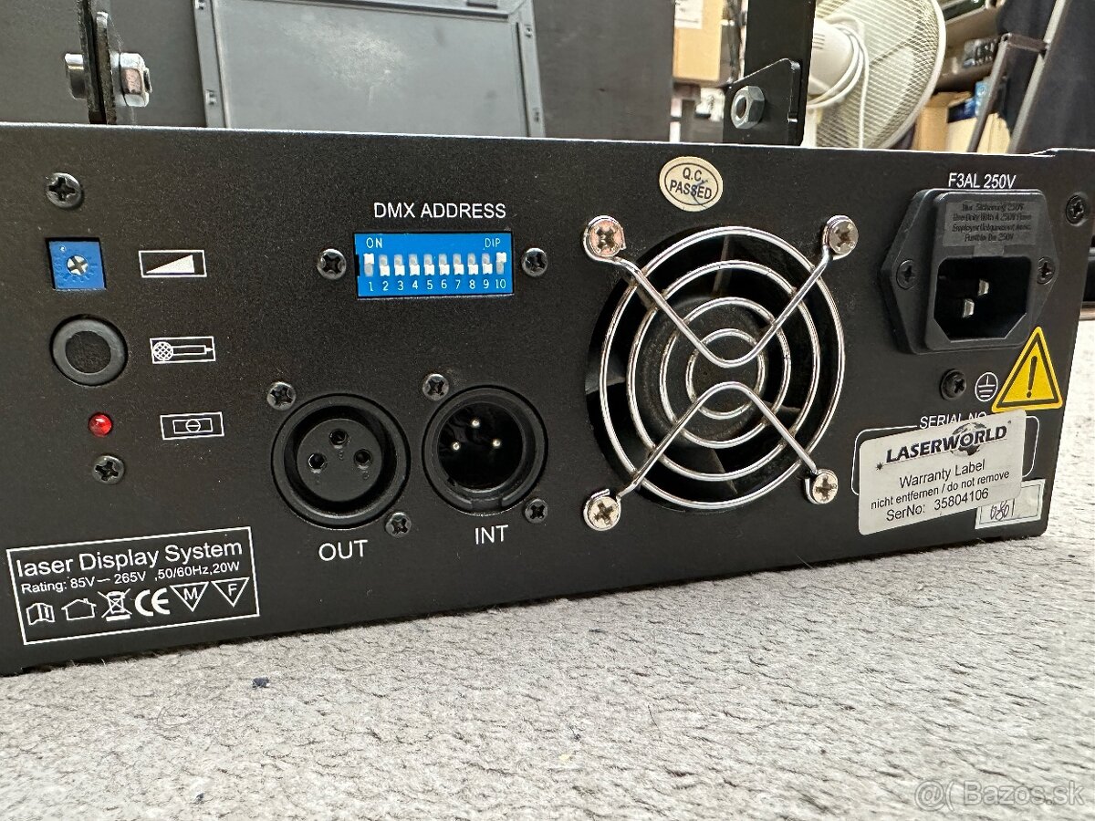 Predám Laserworld EL-200 RGY - 2