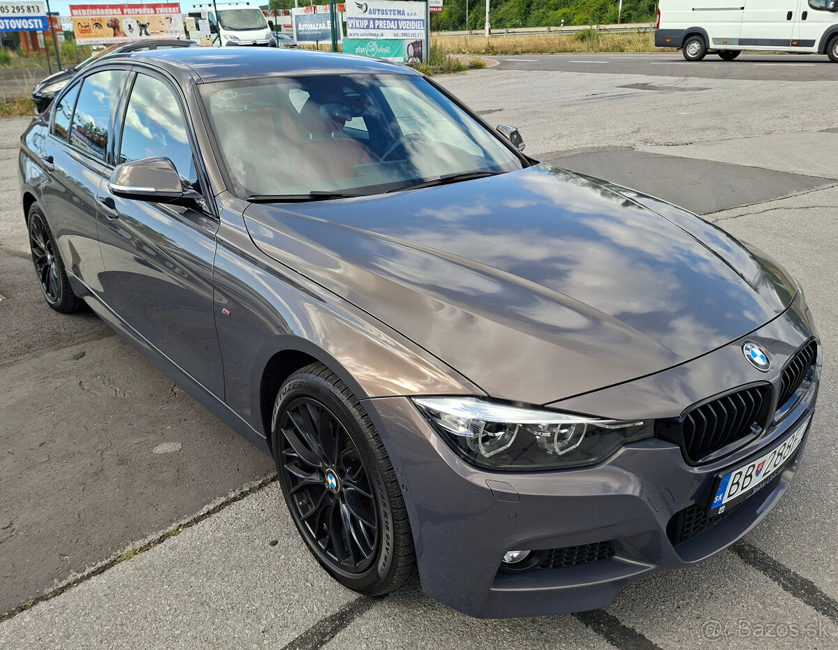 BMW Rad 3 320i xDrive Standard A/T - 2