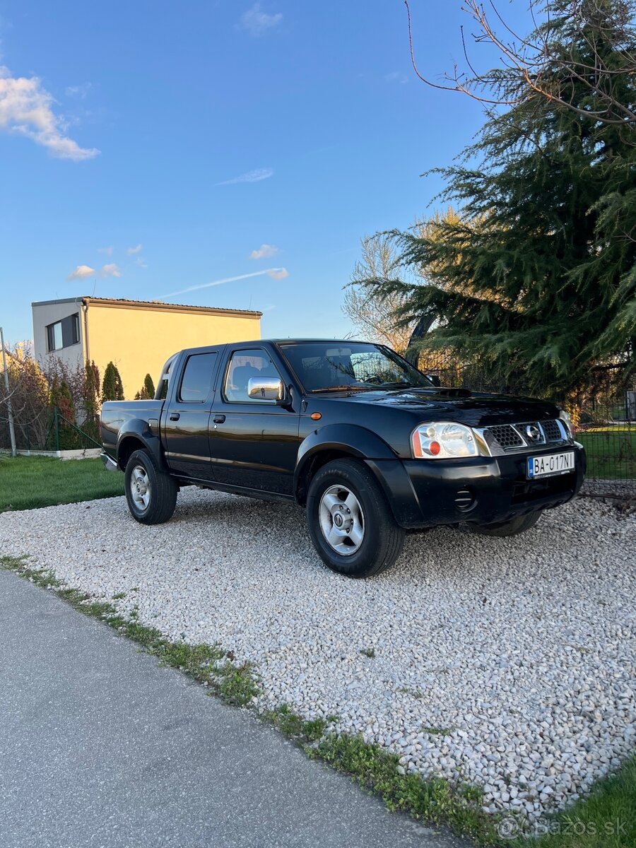 Nissan Navara 2.5 Di 98kw D22 dlhá kabína