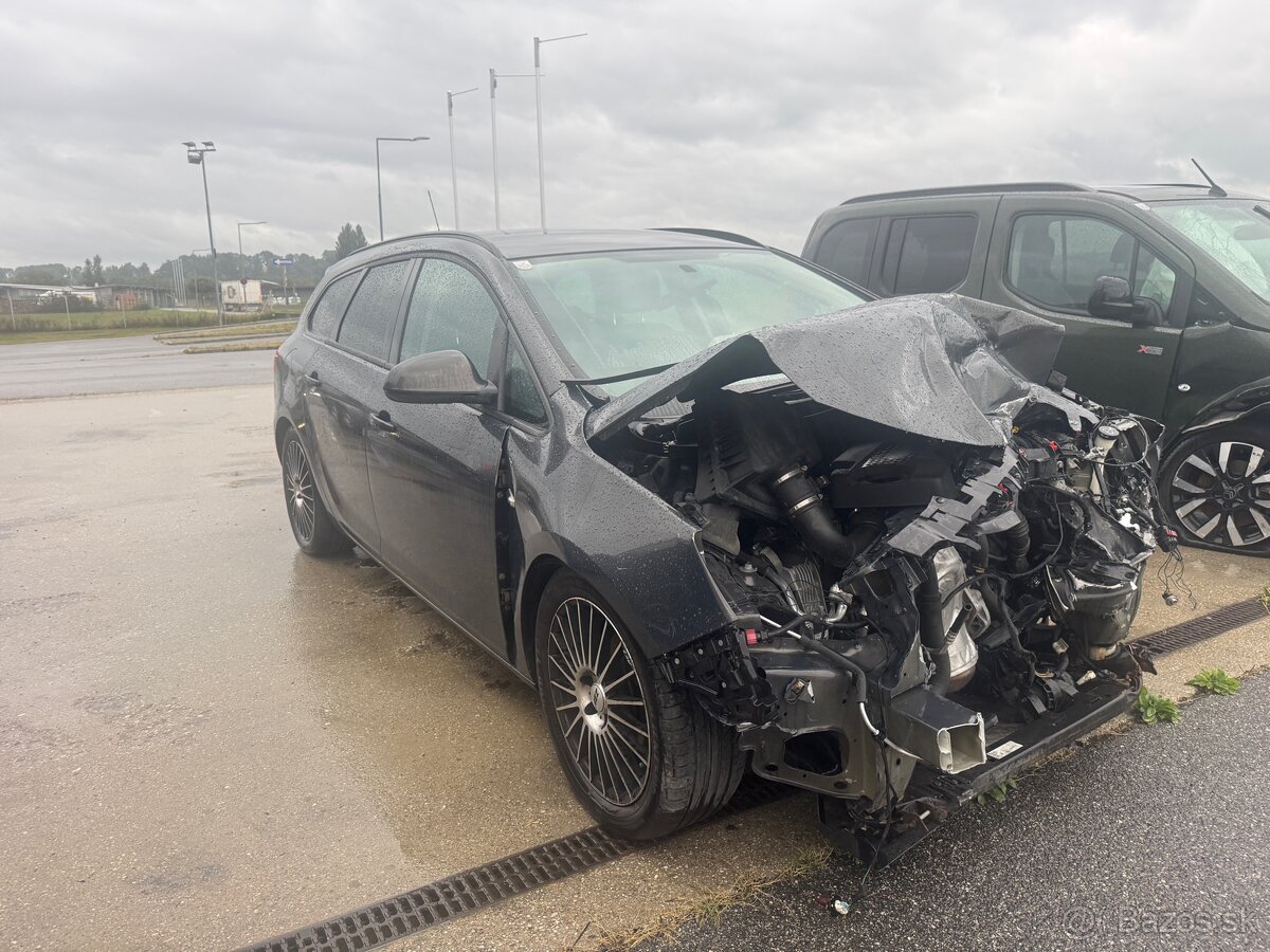 Opel Astra caravan 1.3cdti 70kw - 2