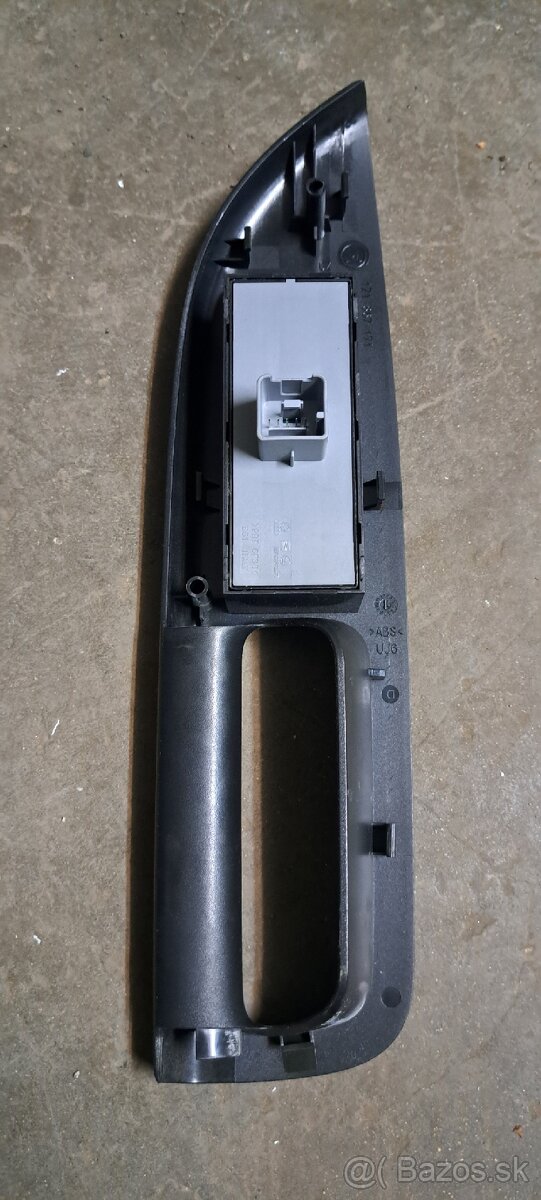 Vypínač sťahovania okien Škoda Octavia 2 s madlom - 2