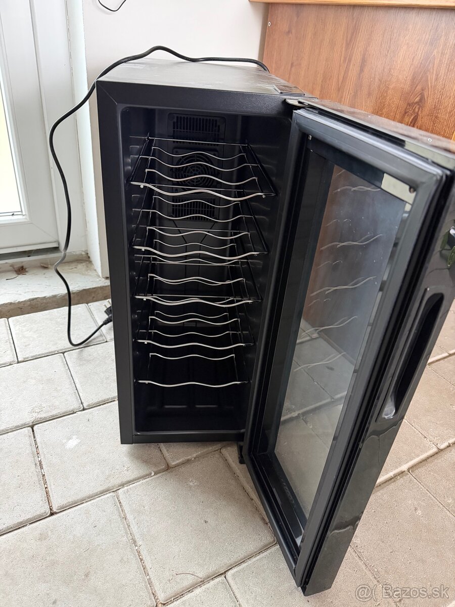 Predam Vinoteku chladiacu vitrinu - 2