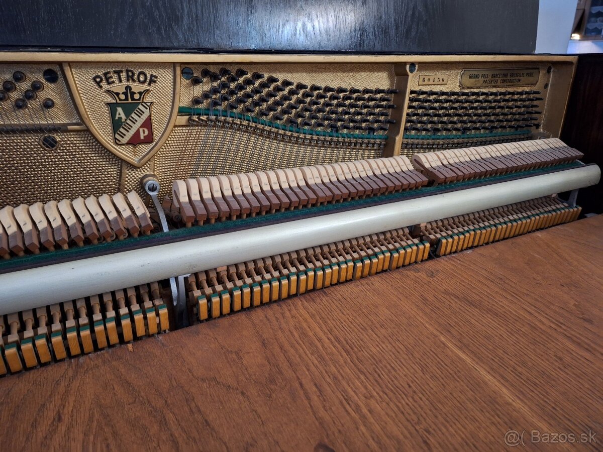 predám klavír Petrof - 2