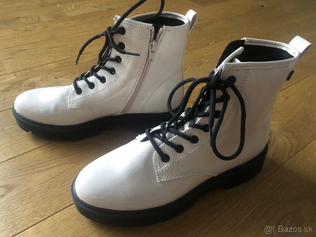 Biele topánky - 2