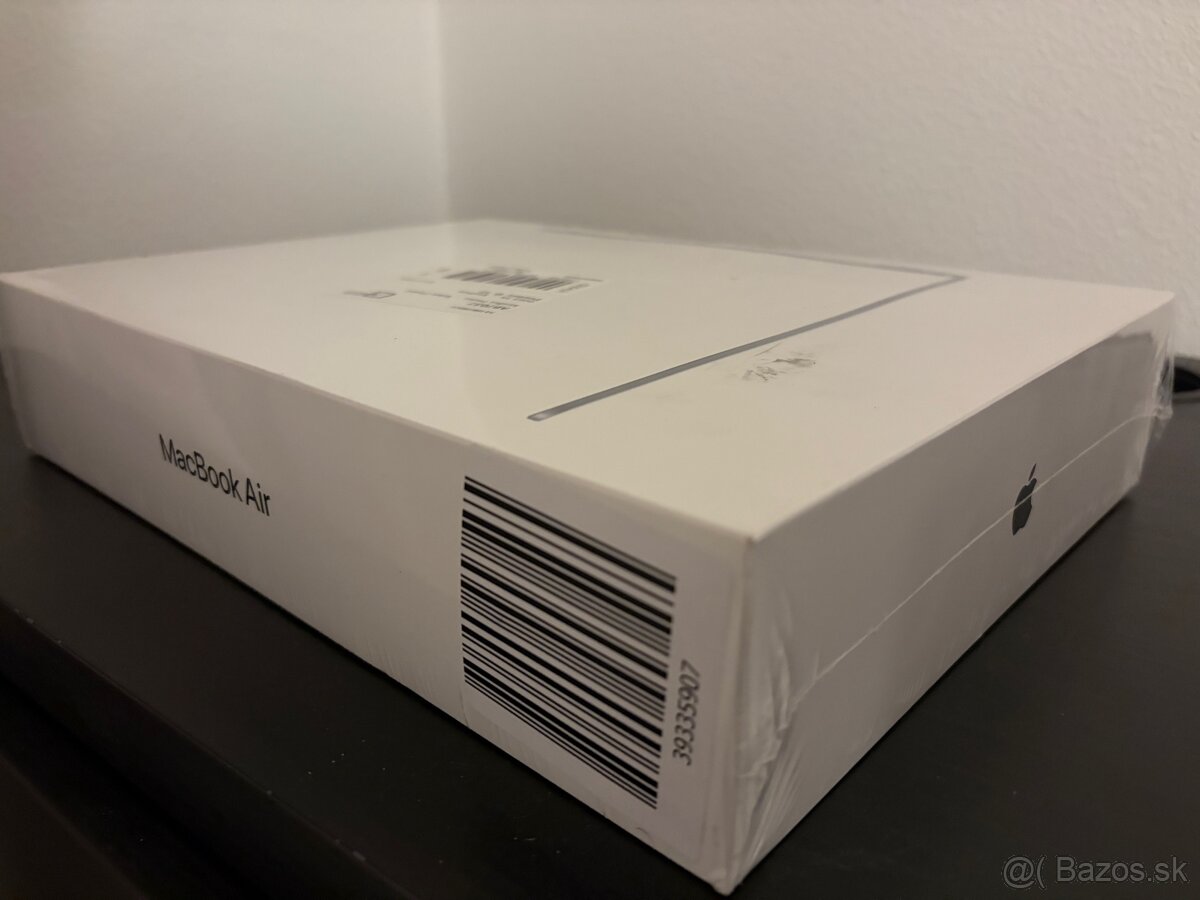 Predám nový nerozbalený Macbook Air 13 M4 - 2