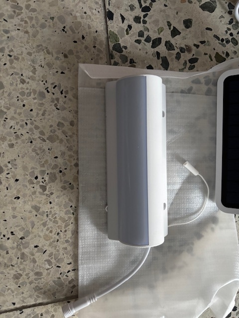 Predam solarnu lampu - 2