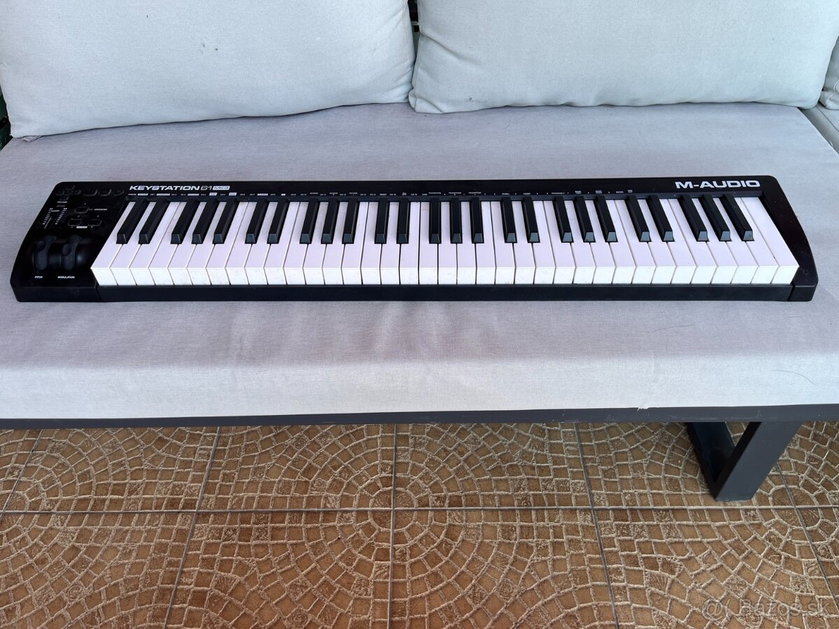 M-AUDIO Keystation 61 MK3 - 2