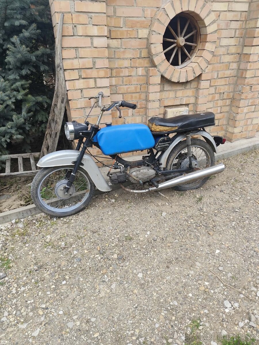 Jawa mustang - 2