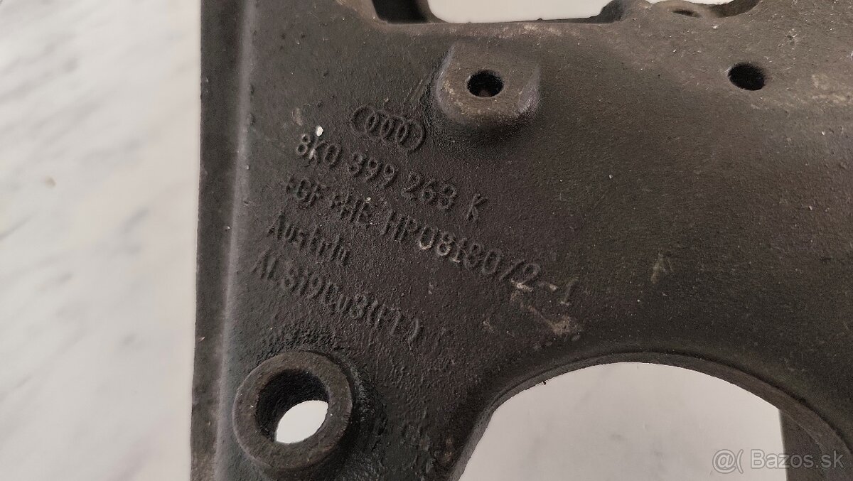 Drziak prevodovky Audi 8K0399263K - 2