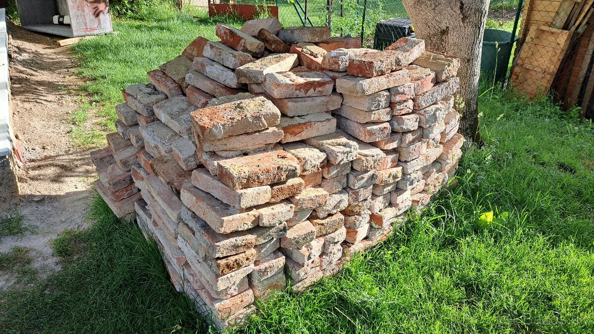 Použitá tehla - 2