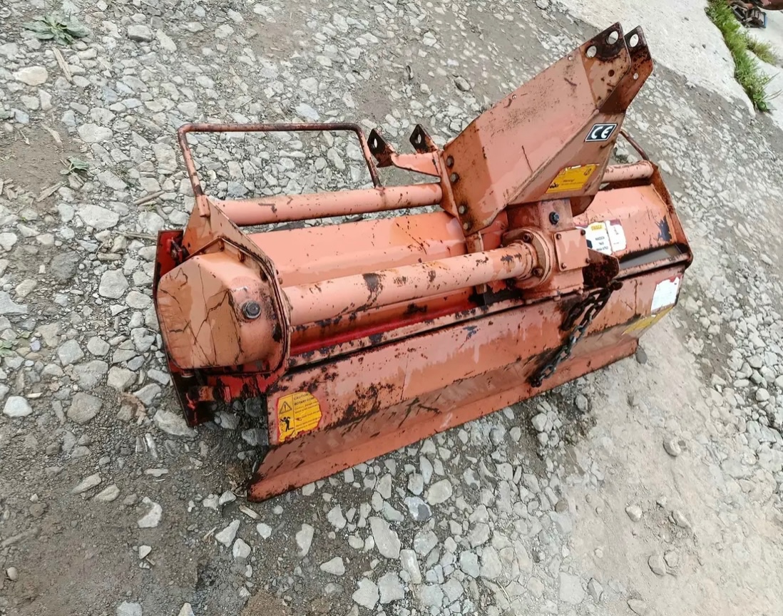 Predám rotavátor 135cm - 2