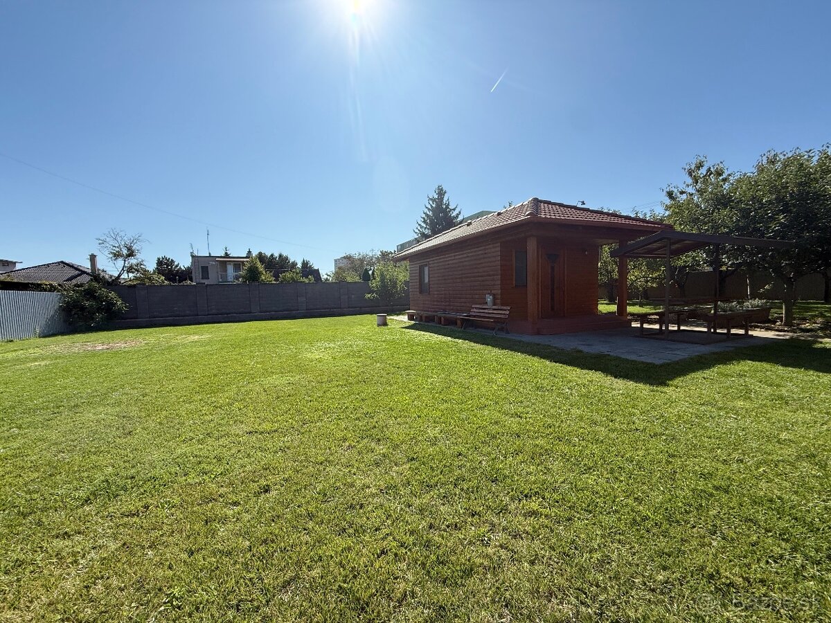 Na predaj jedinečný stavebný pozemok v žiadanej lokalite - 2