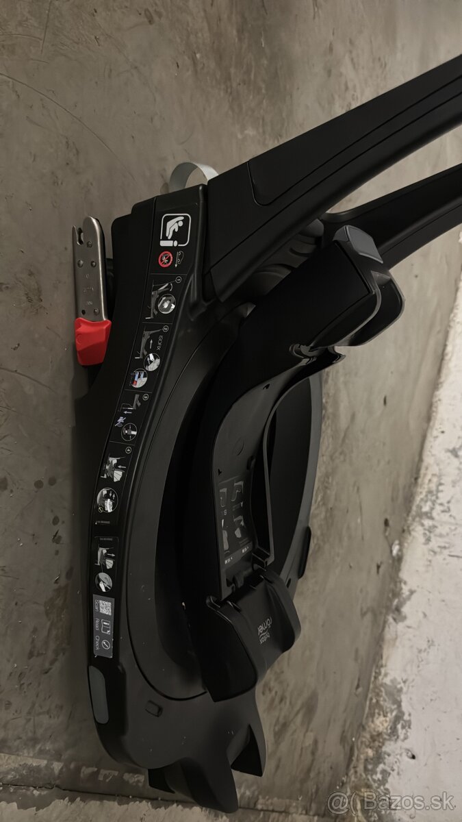 Vajicko BRITAX 360 autosedačka - 2
