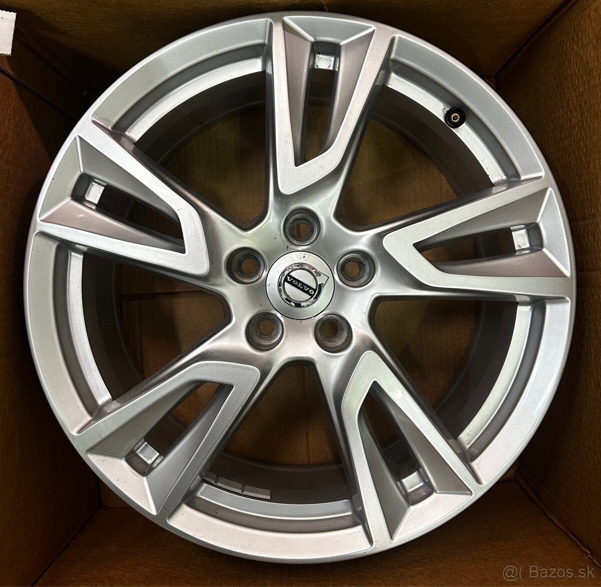 5x108 R18 7,5J ET50,5 Volvo XC60 - 2