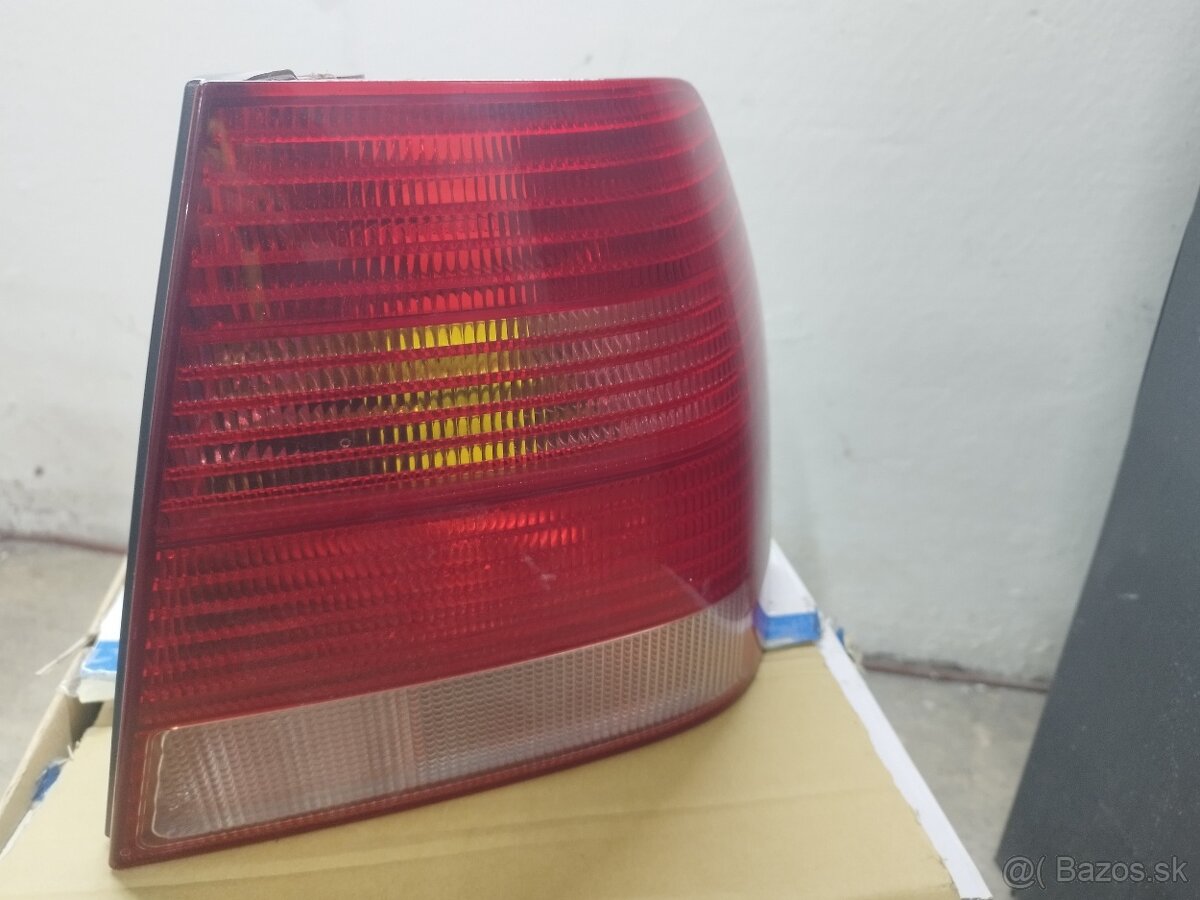 Zadné svetlá vw bora - 2