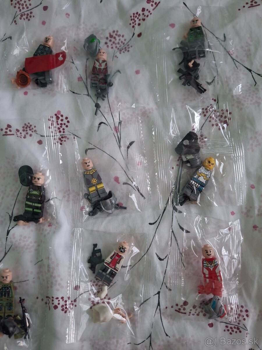 ✅ 30x Lego postava - 2