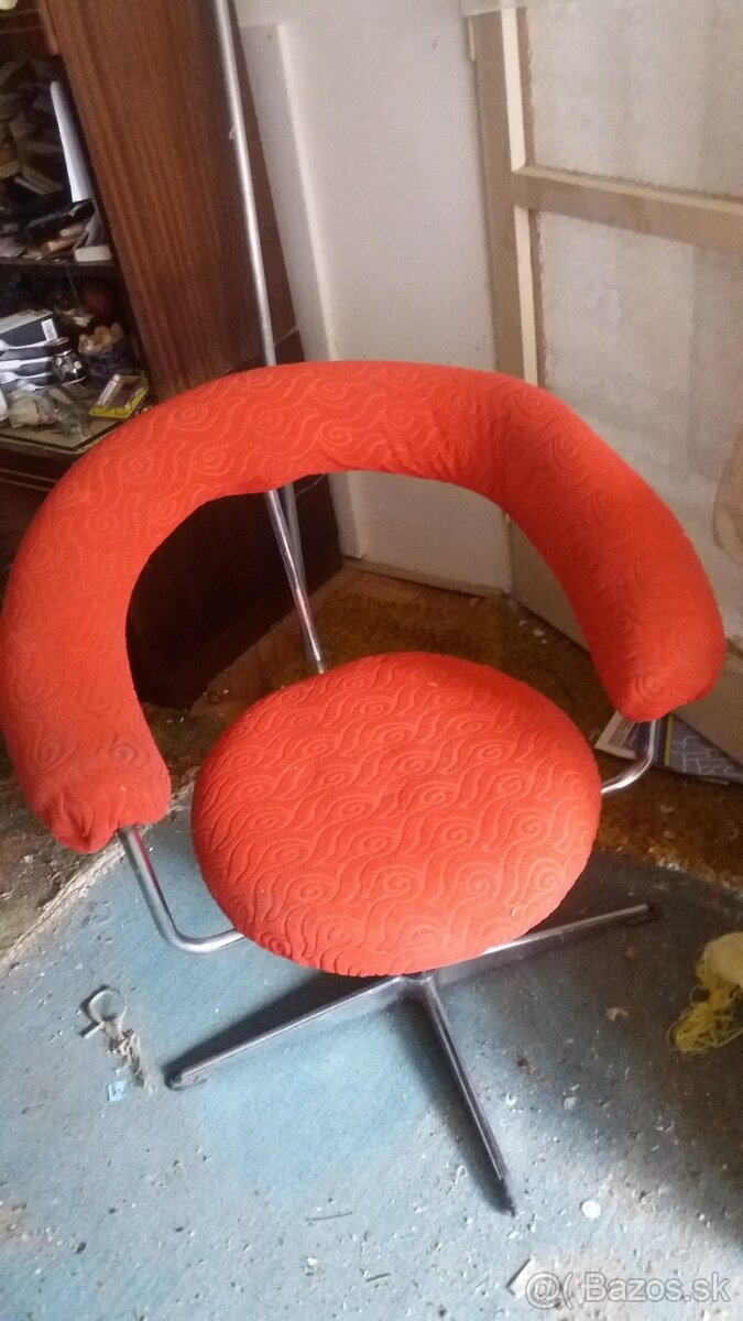 otočné retro kreslo - 2