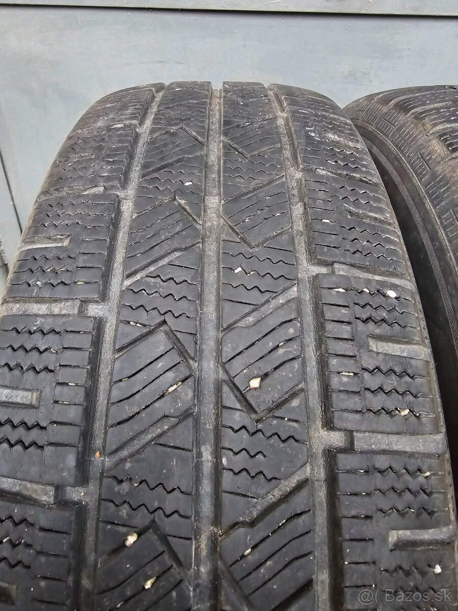 215/65r16c - 2