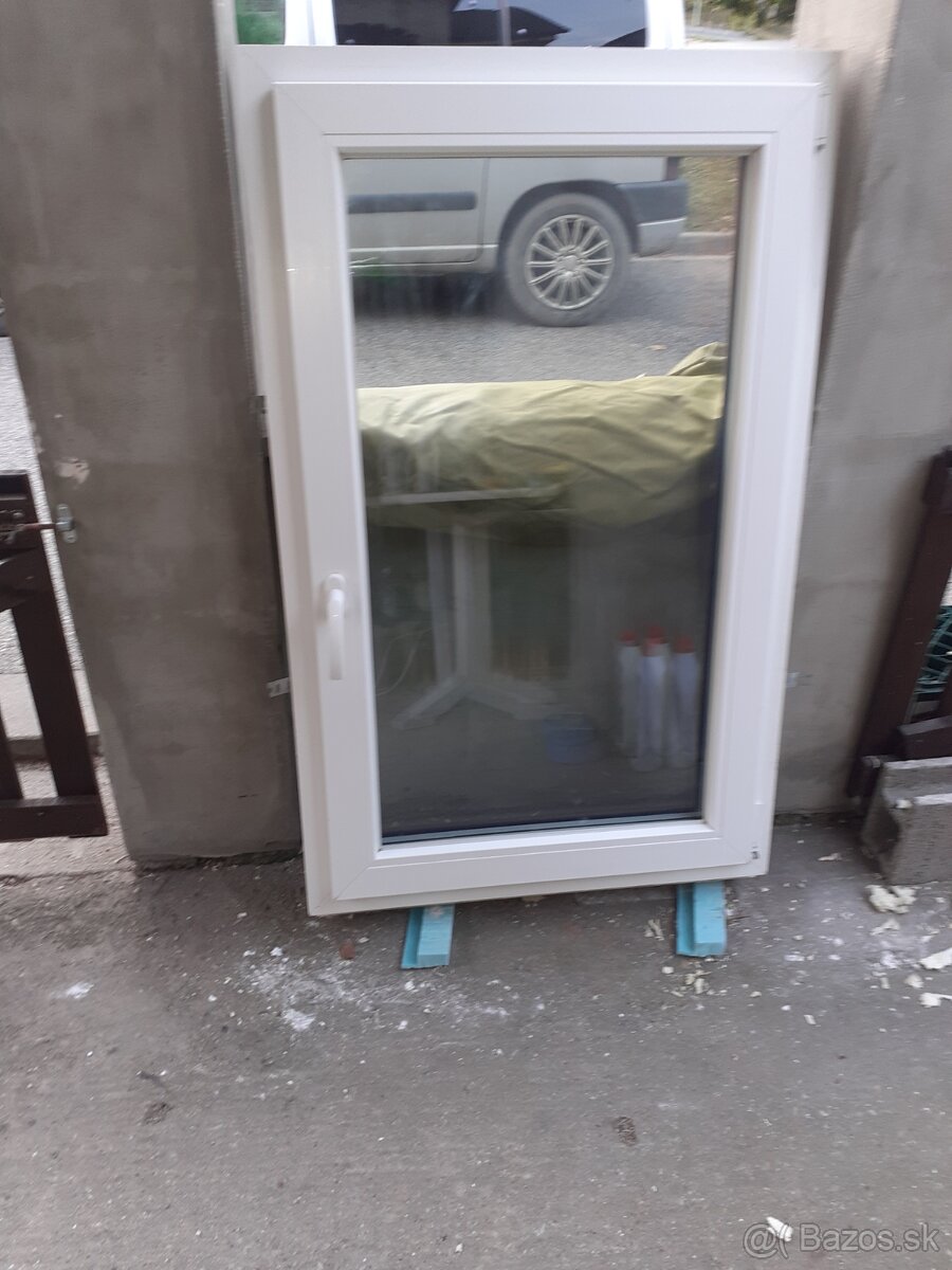 Plastové okno zlatý dub - 2