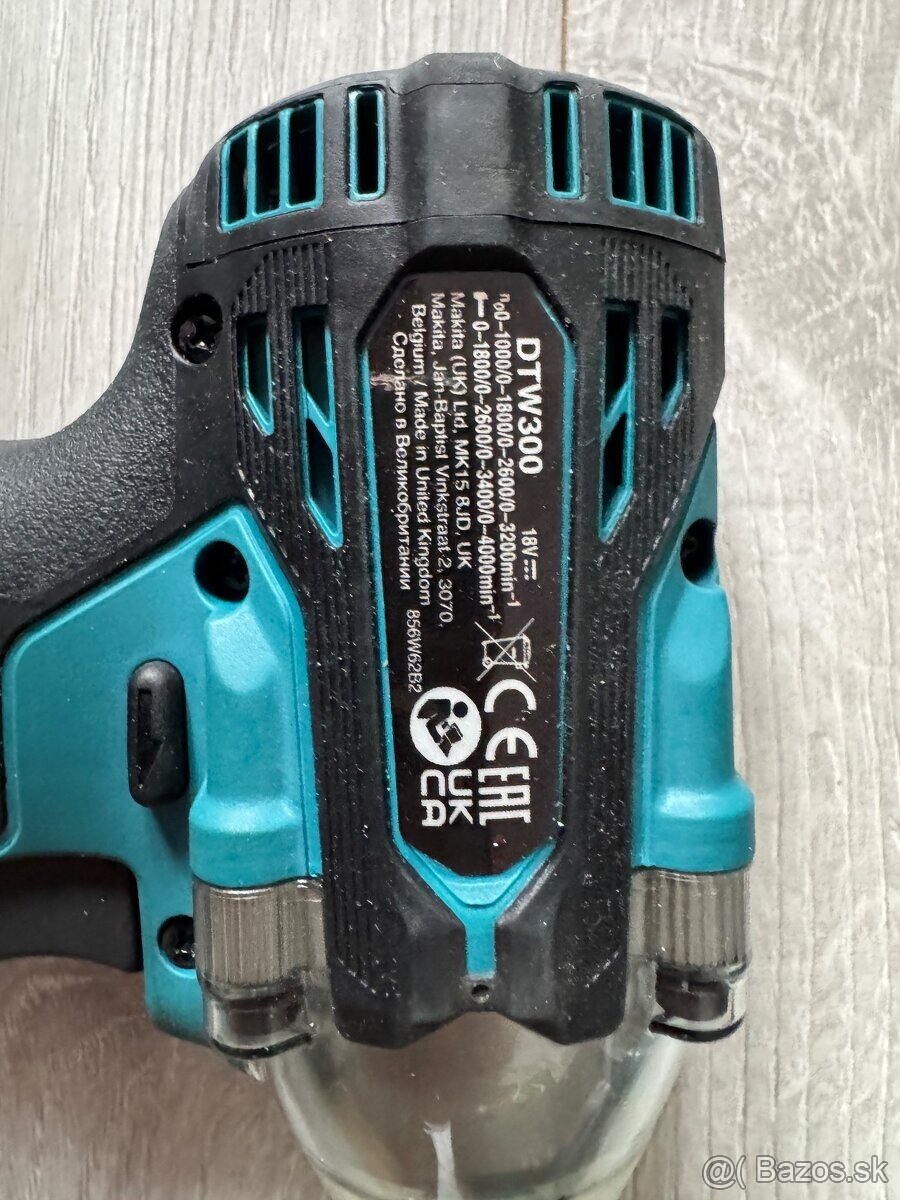 Makita dtw 300 + 2 baterka+ nabijacka - 2