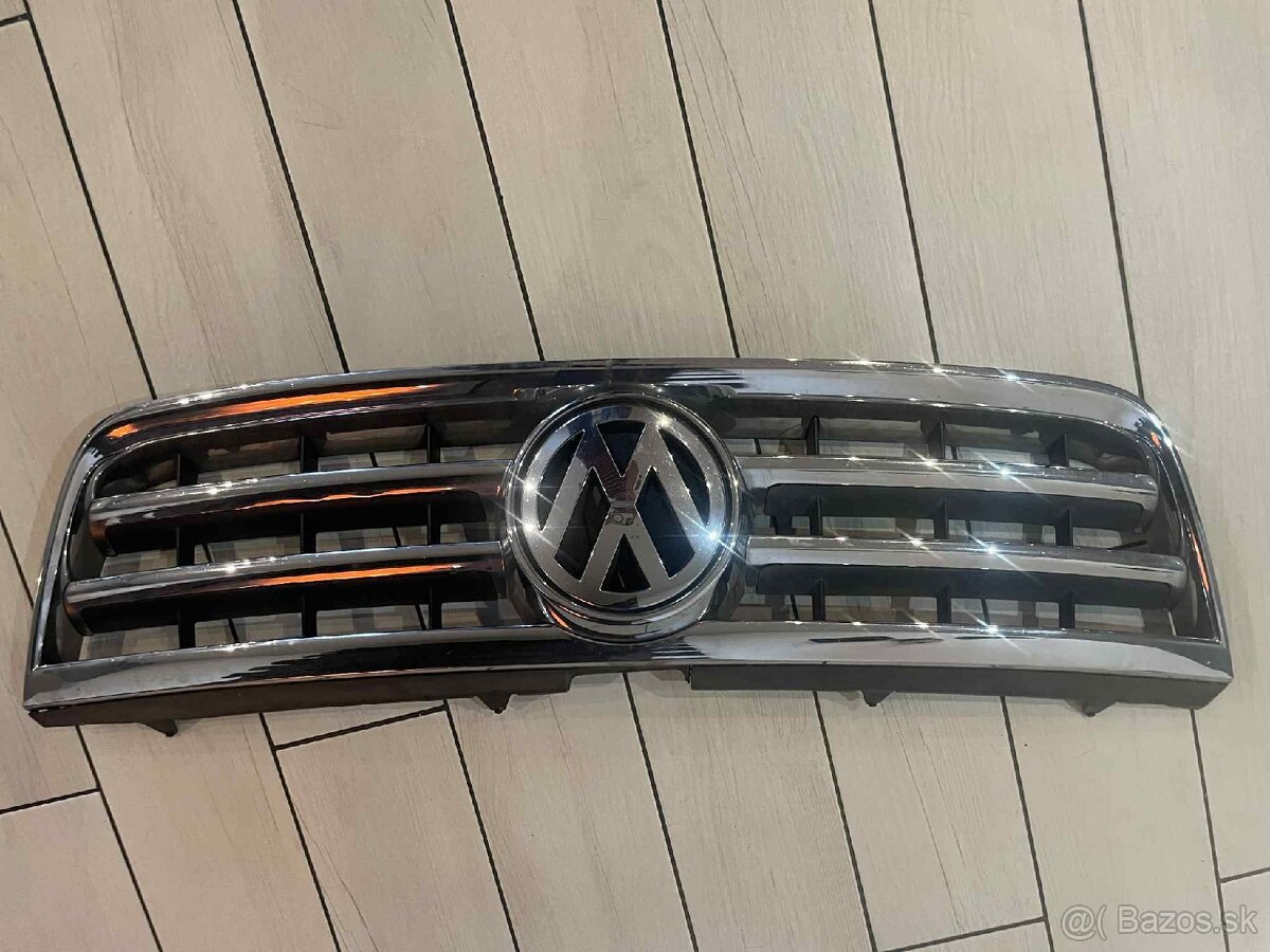 Predná mriežka Touareg 7L - 2