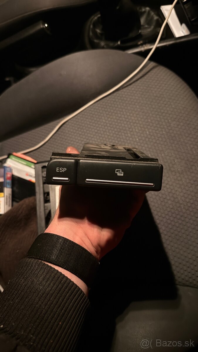 Audi A4 B7 cup/card holder - 2