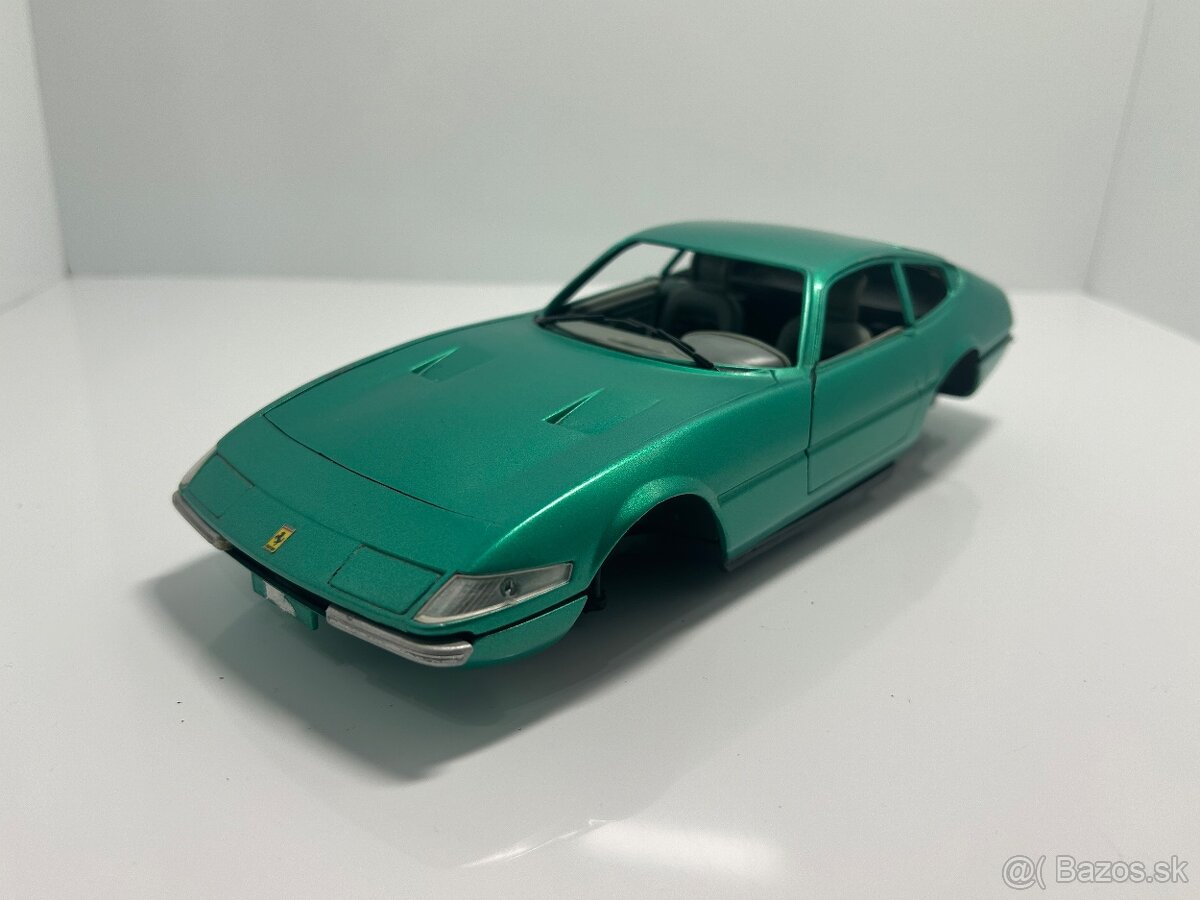 Modely aut 1:18 na diely/prerábku - 2