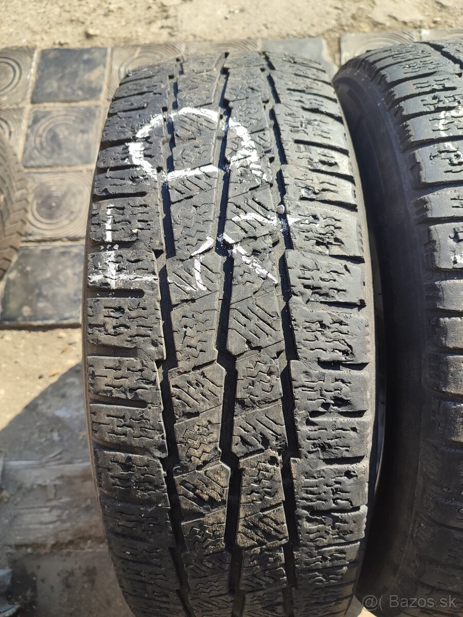 215/60 r17C michelin - 2