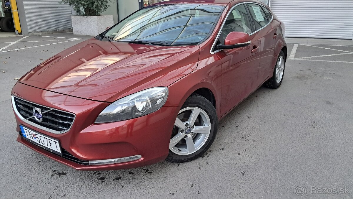 Volvo V40 2014, 1.6 Diesel, automat - 2