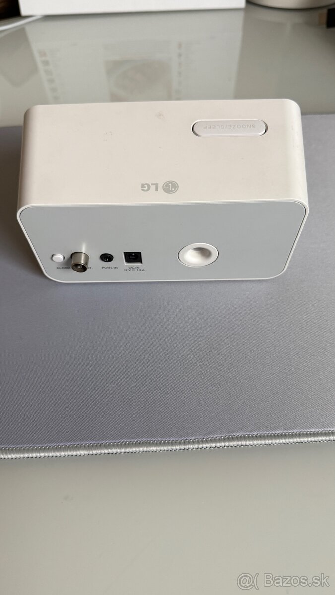 Rádio budík retro LG - 2
