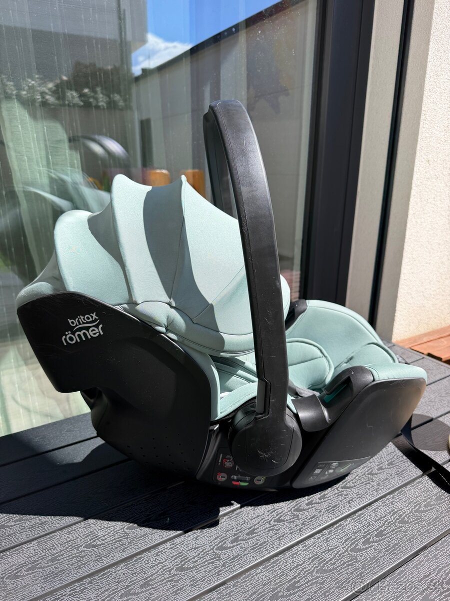 Britax römer vajíčko safe pro jade green - 2