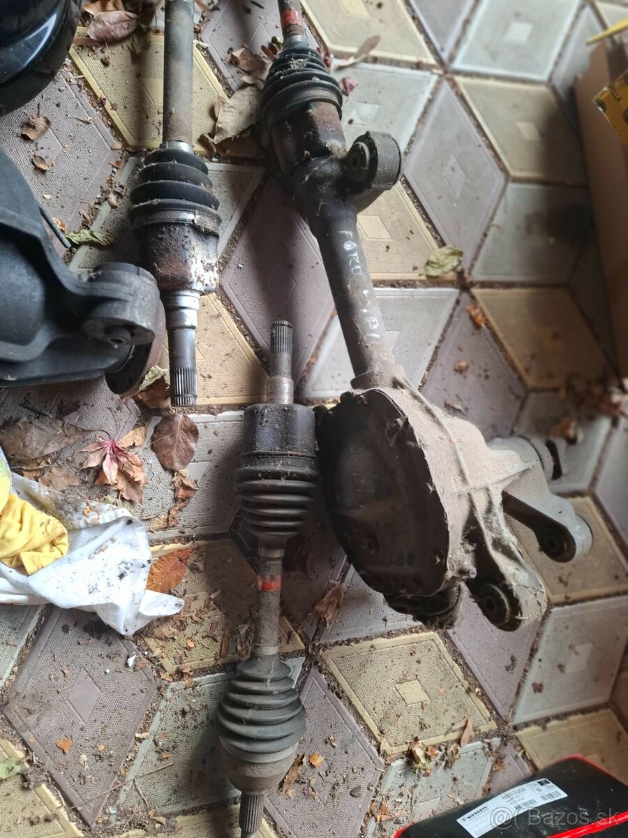 Ford Explorer rok 2005 - 2