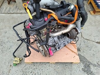 Motor 2,5 tdi 96kw TYP AXD Transporter T5 - 2