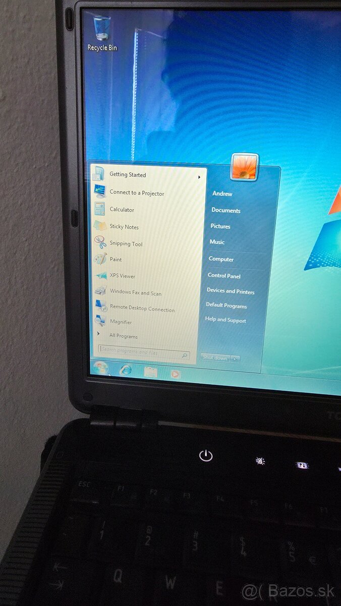Toshiba Satellite Notebook - 2