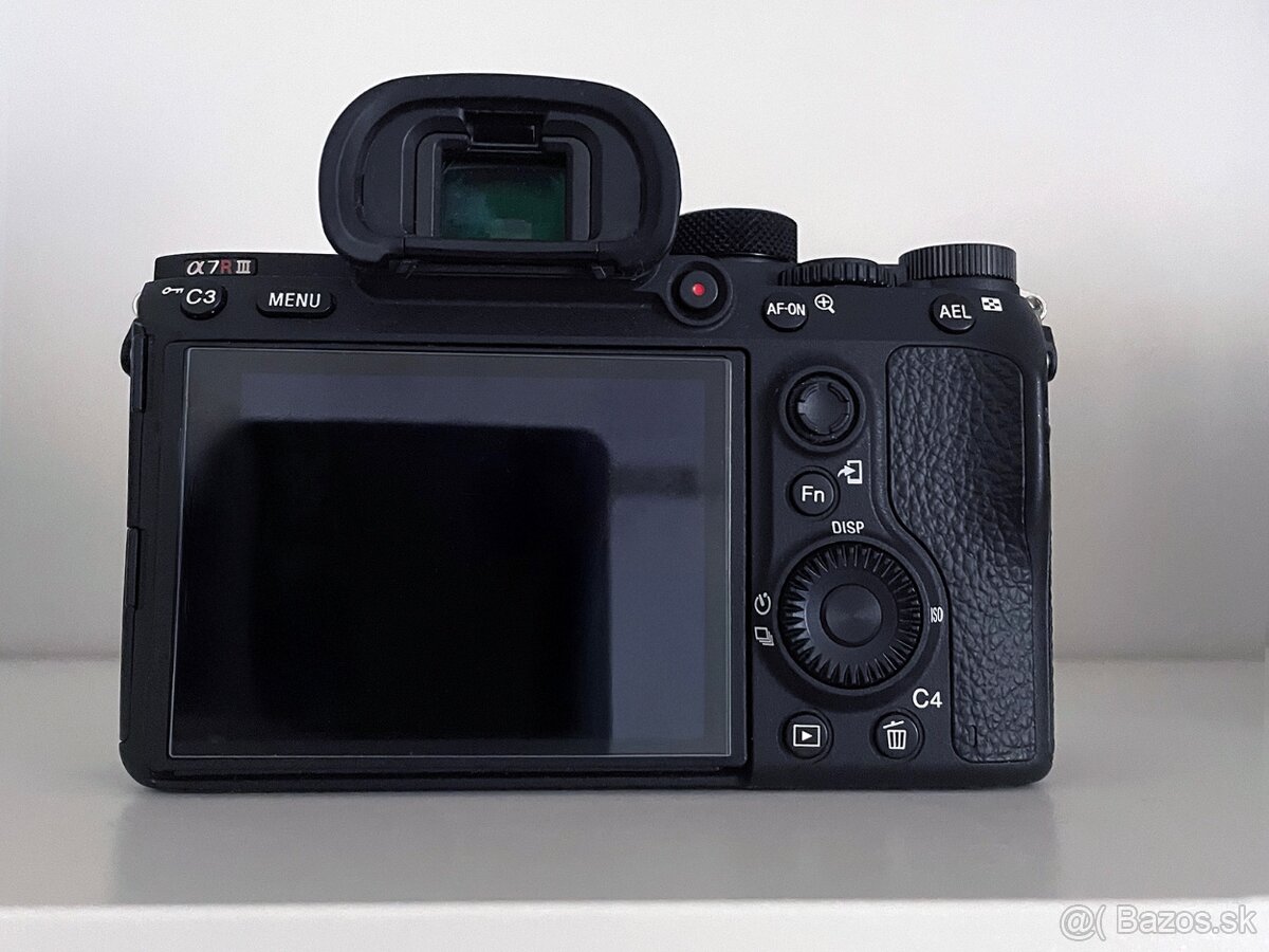 Sony A7R III - 2