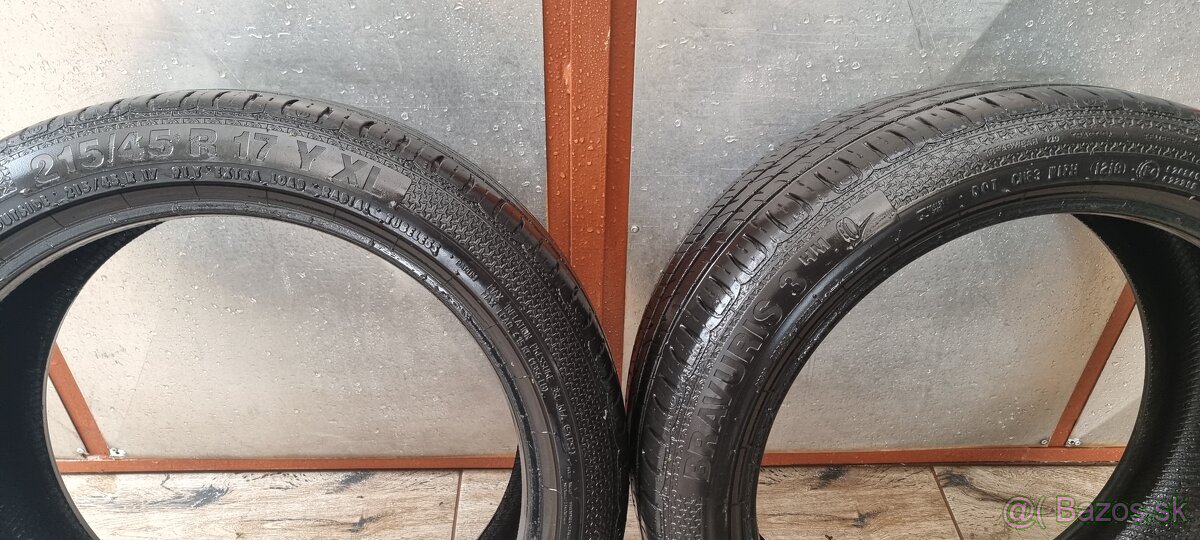 Predám 2xletné pneumatiky Barum 215/45 r17,dezent 6mm - 2