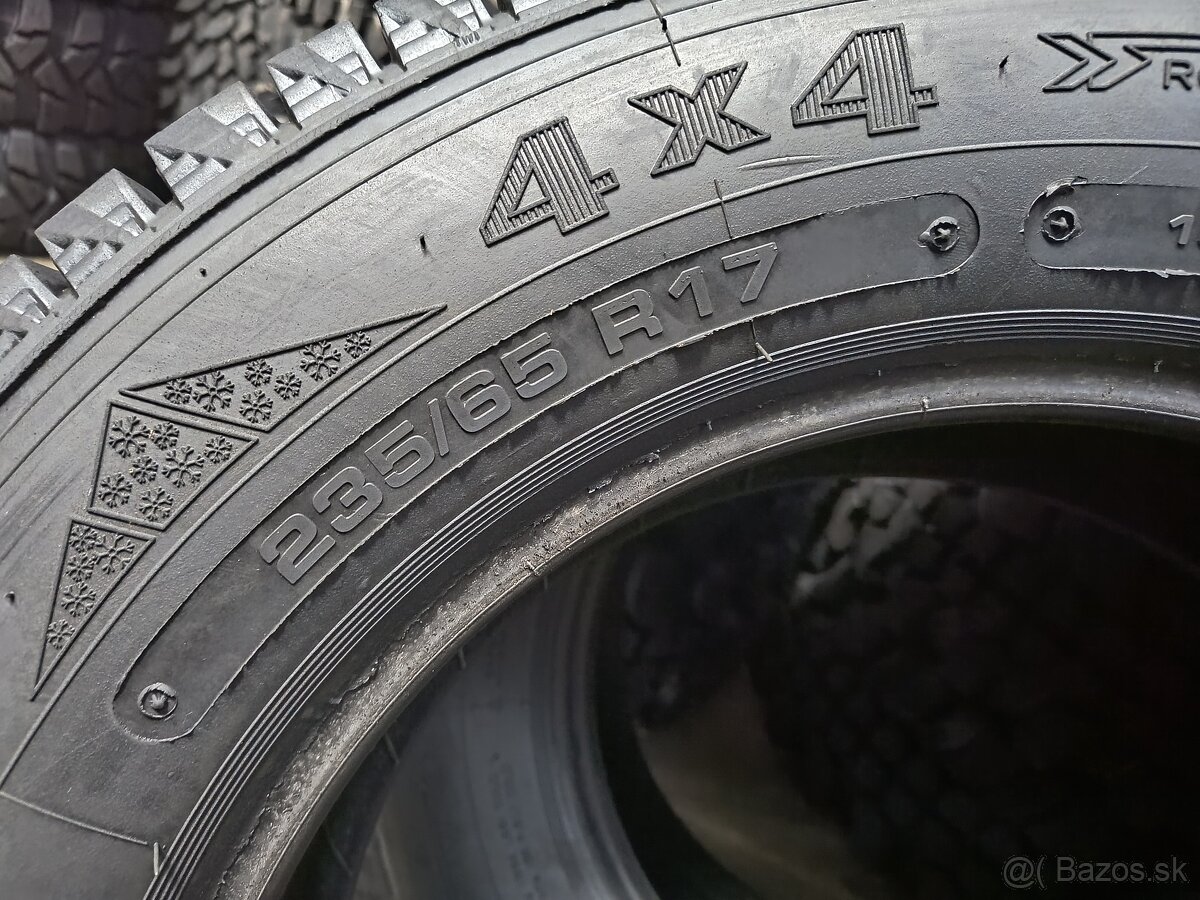 Zimné 235/65 R17,265/65 R17, Hlboky vzor. - 2