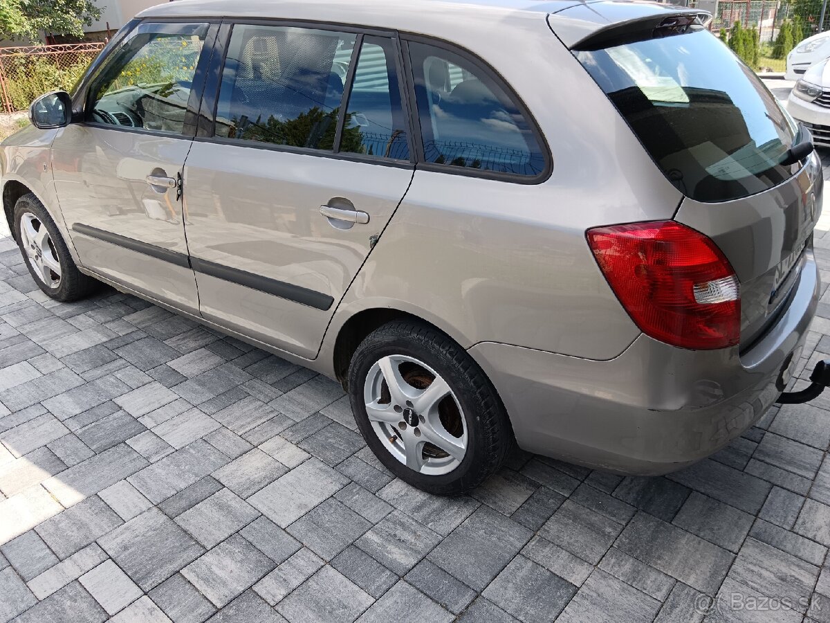 Škoda Fabia 2 - 2