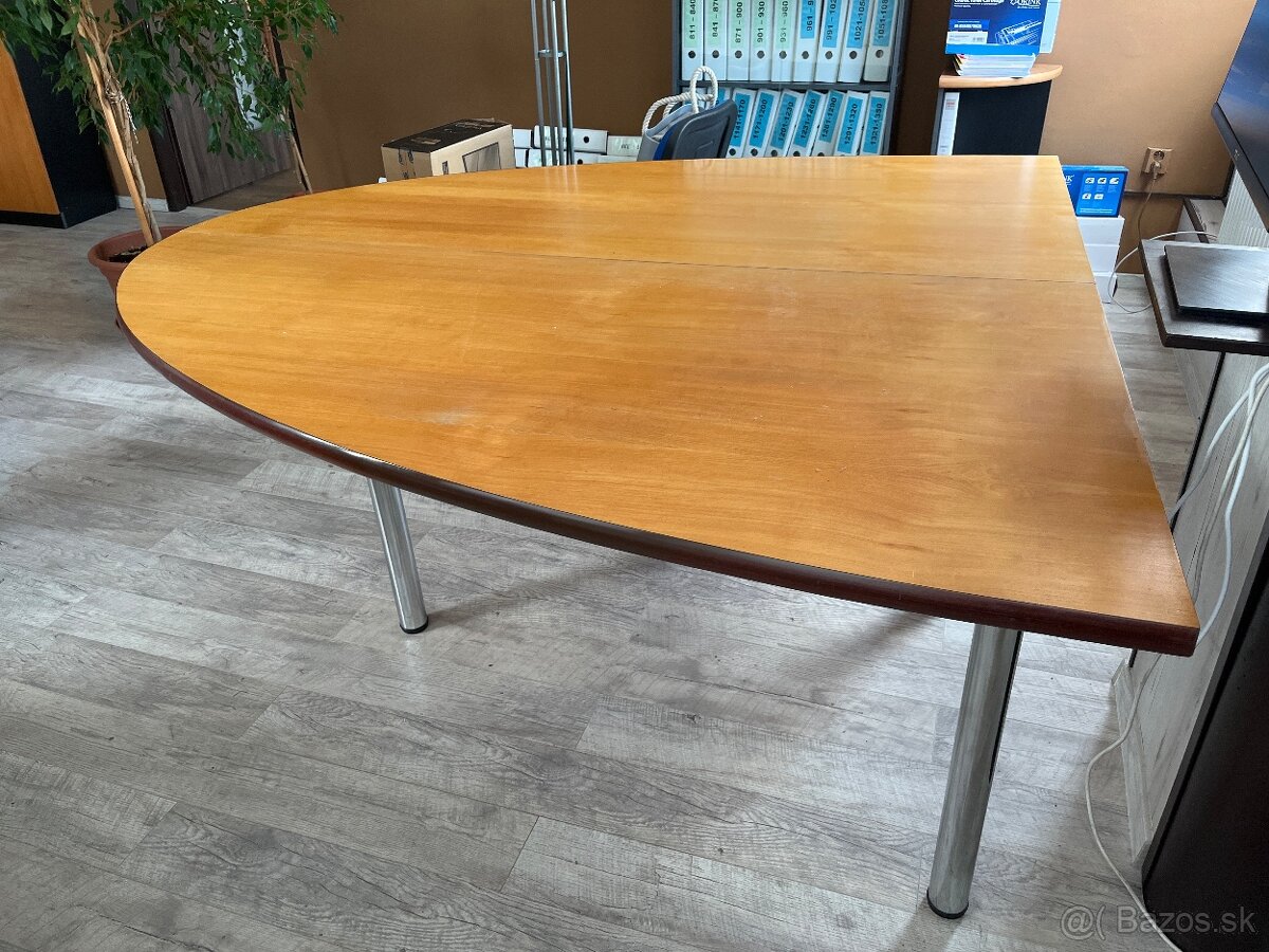 Velky stol v TOP stave - 2